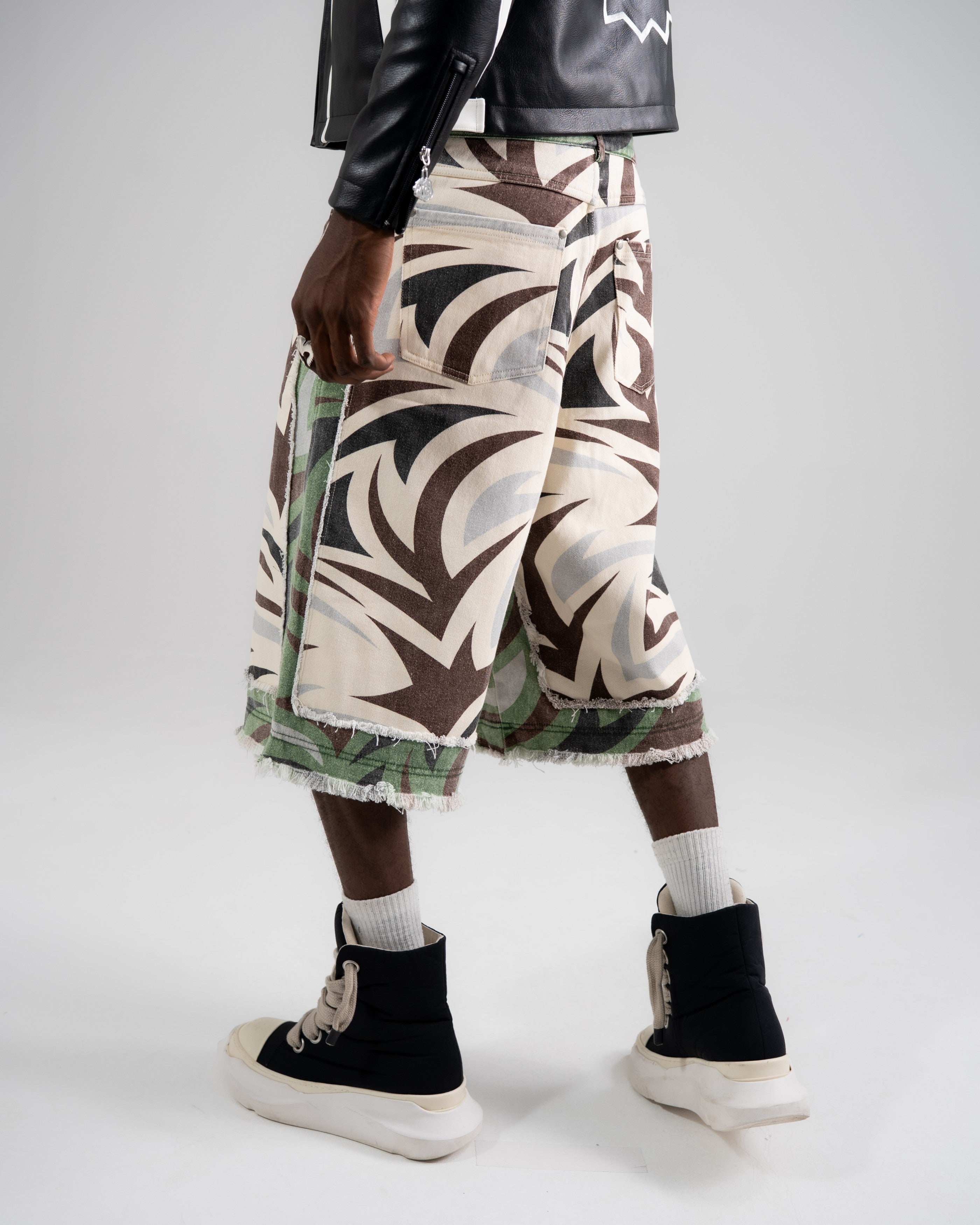 Zttw brown camo jorts